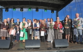 wyr&oacute;żnieni na scenie
