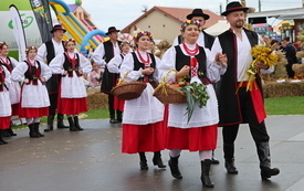 obrzędy dożynkowe