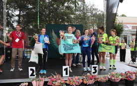 podium i koronacja medalami