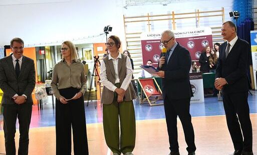 Zdjęcie do Giełda zawod&oacute;w w Trzciance. &Oacute;smoklasiści przed ważnym wyborem