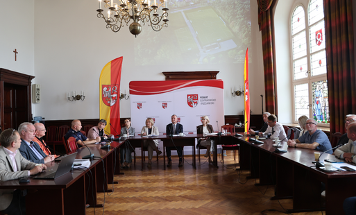 Zdjęcie do Samorządowcy rozmawiali o bezpieczeństwie, edukacji i inwestycjach